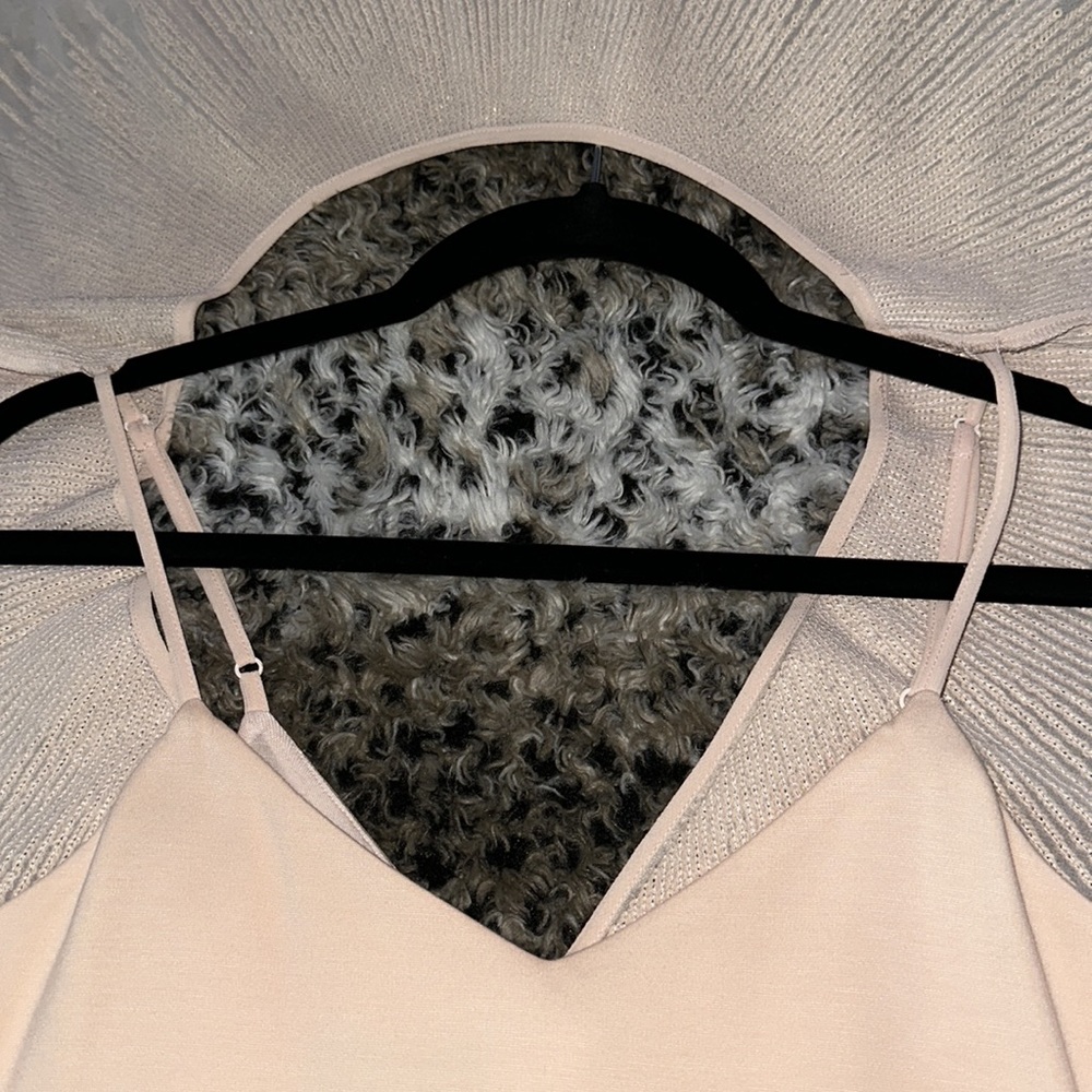 Peach 🍑 BEBE DRESS - Picture 4 of 6